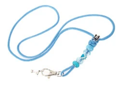 Mein Hellblaues Pfeifenband Mit Schmucksteinen