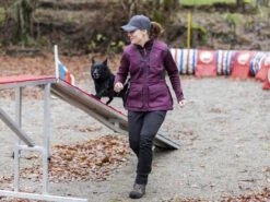 Pinewood® Dog Sports 2.0 Damen Weste Pflaume/anthrazit -Hundebedarf 676720 Product